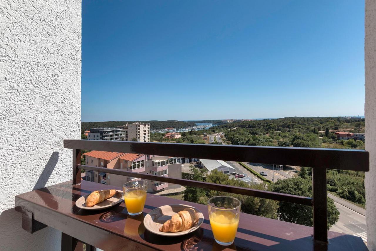Apartman Vita Pula Exteriör bild