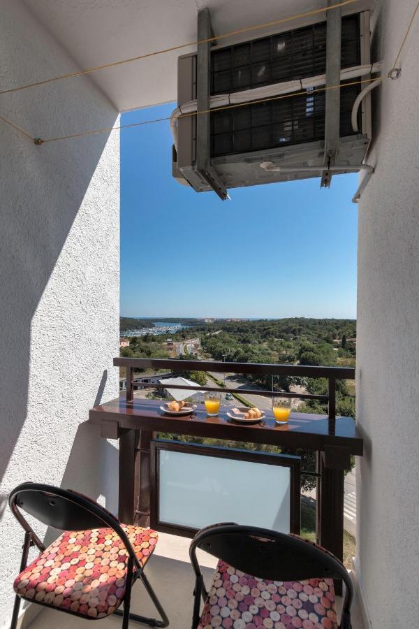 Apartman Vita Pula Exteriör bild